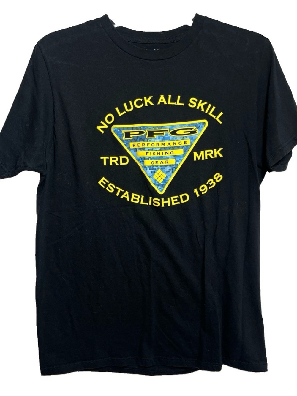 Columbia PFG Men’s Size Large Black “No Luck All Skill” Graphic Tee Shirt